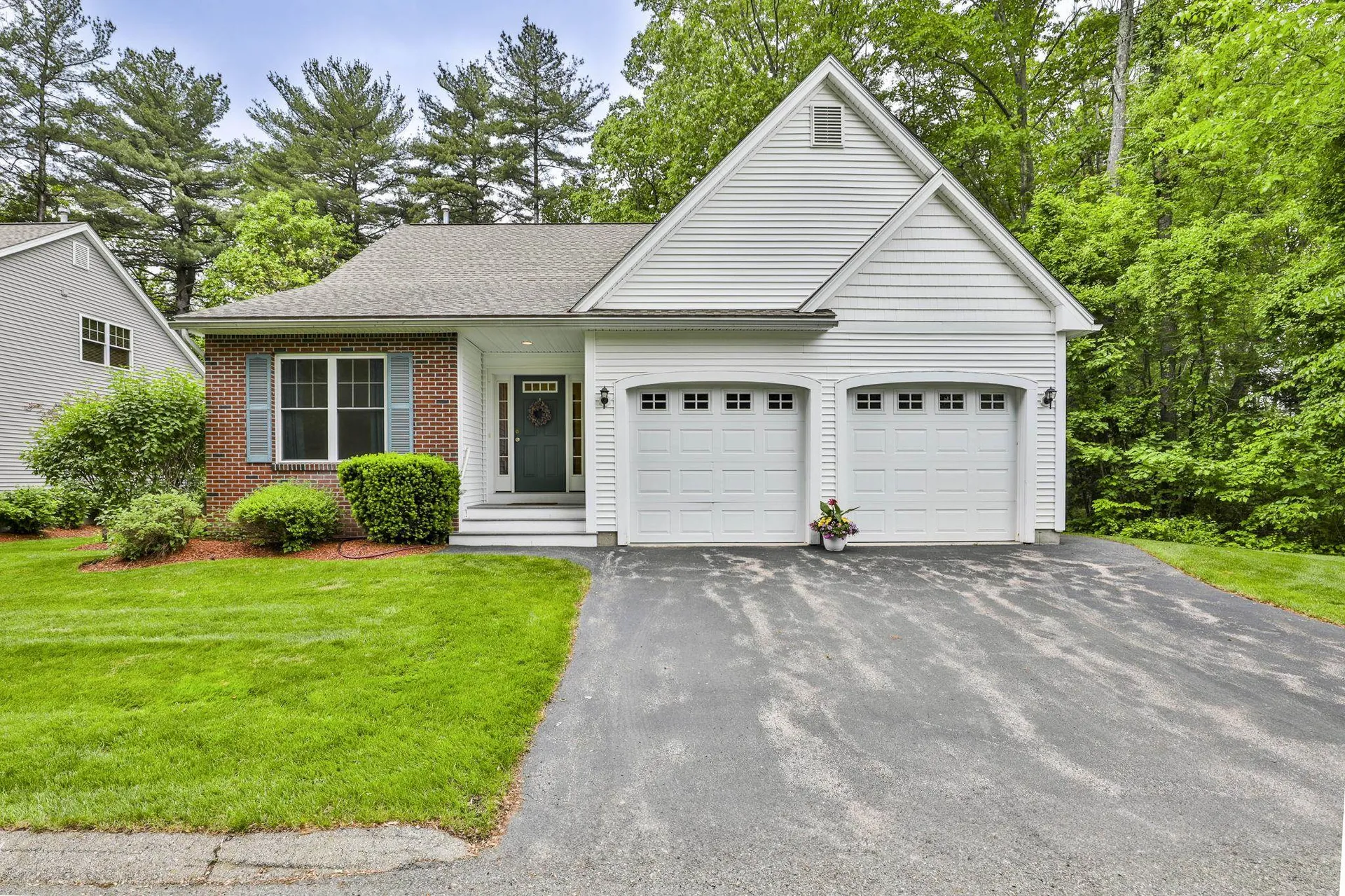 3 Inspiration Path Hudson NH 03051