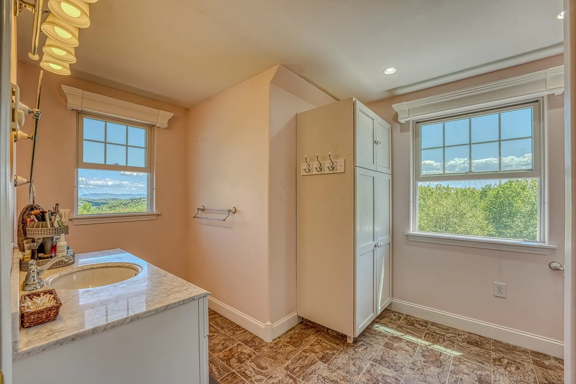 25 Sugarwood Lane Littleton NH 03561