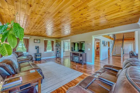 25 Sugarwood Lane Littleton NH 03561