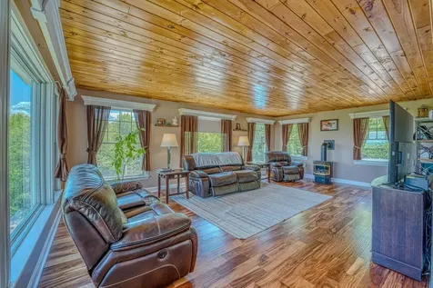 25 Sugarwood Lane Littleton NH 03561