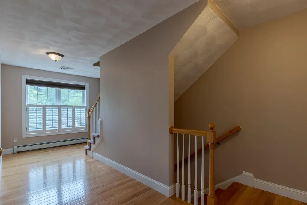 11 Hickory Pond Lane Stratham NH 03885