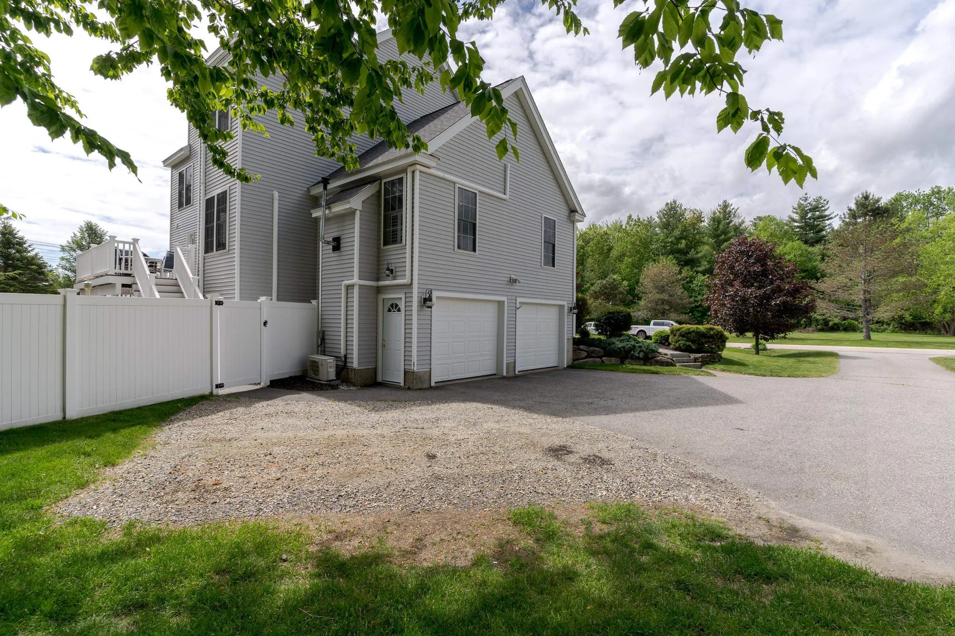 11 Hickory Pond Lane Stratham NH 03885