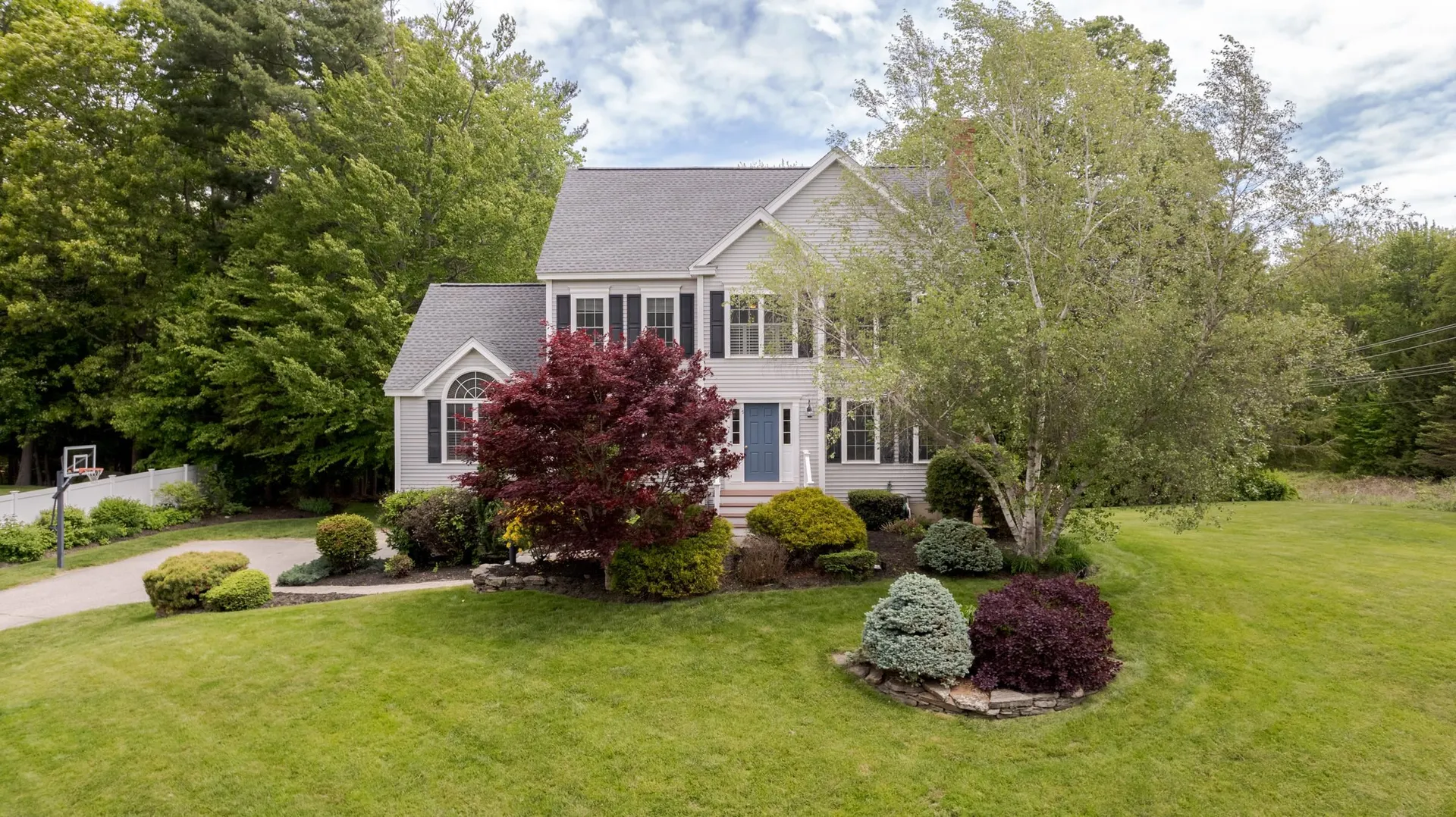 11 Hickory Pond Lane Stratham NH 03885
