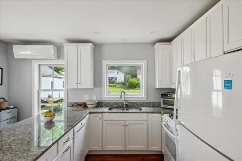 6 Garfield Street Bristol VT 05443