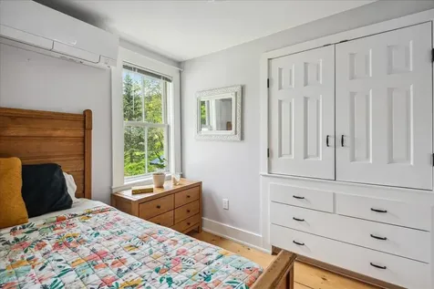 6 Garfield Street Bristol VT 05443