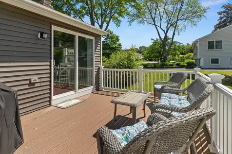4 Crestview Terrace Stratham NH 03885