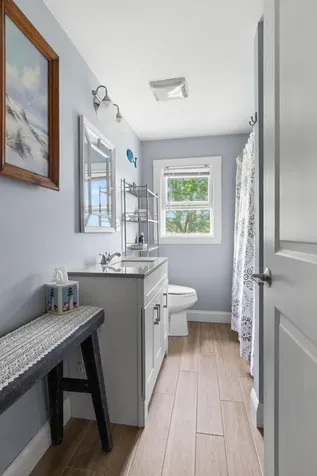 4 Crestview Terrace Stratham NH 03885