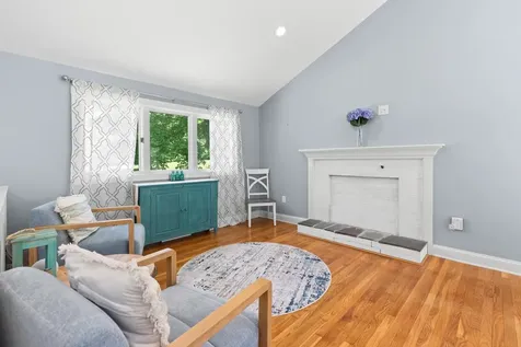 4 Crestview Terrace Stratham NH 03885