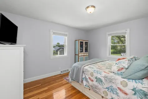 4 Crestview Terrace Stratham NH 03885