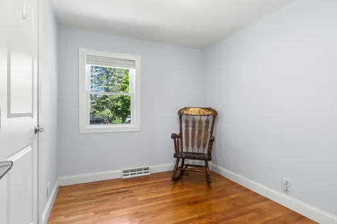 4 Crestview Terrace Stratham NH 03885