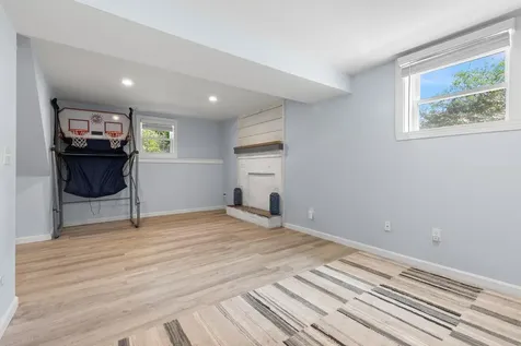 4 Crestview Terrace Stratham NH 03885