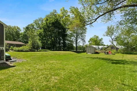 4 Crestview Terrace Stratham NH 03885