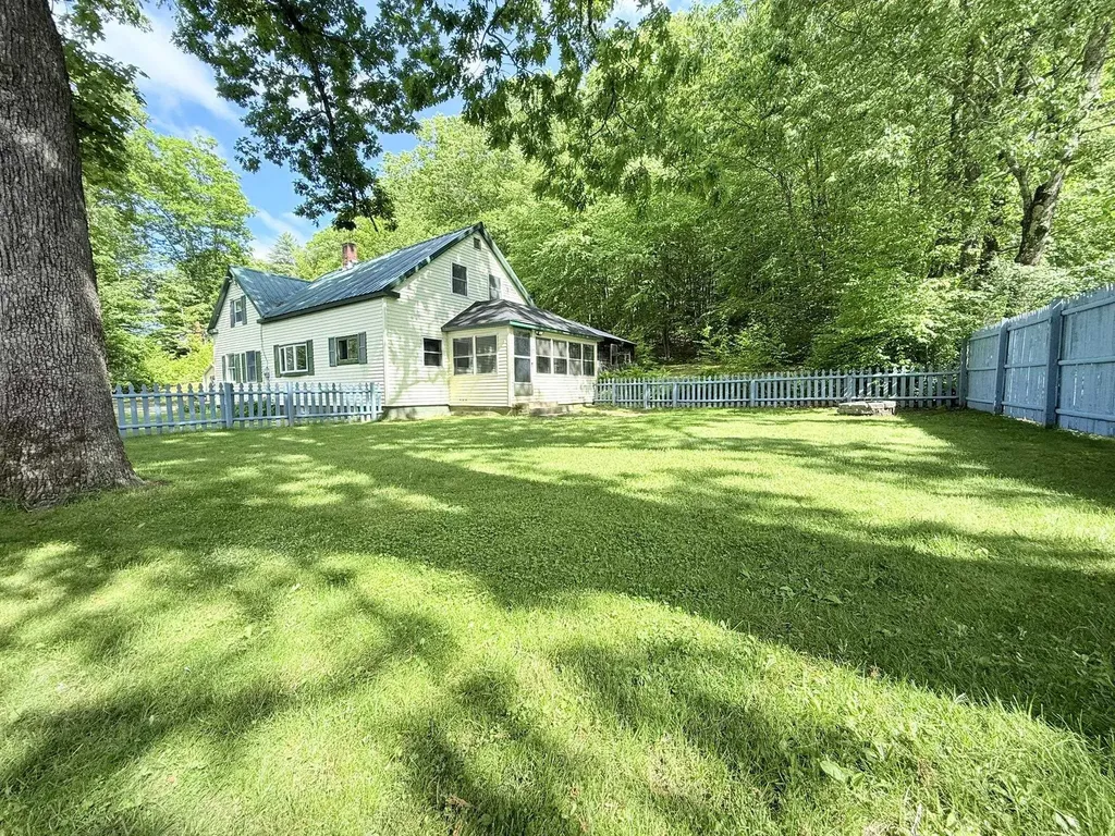 571 Lovers Lane Road Charlestown NH 03603