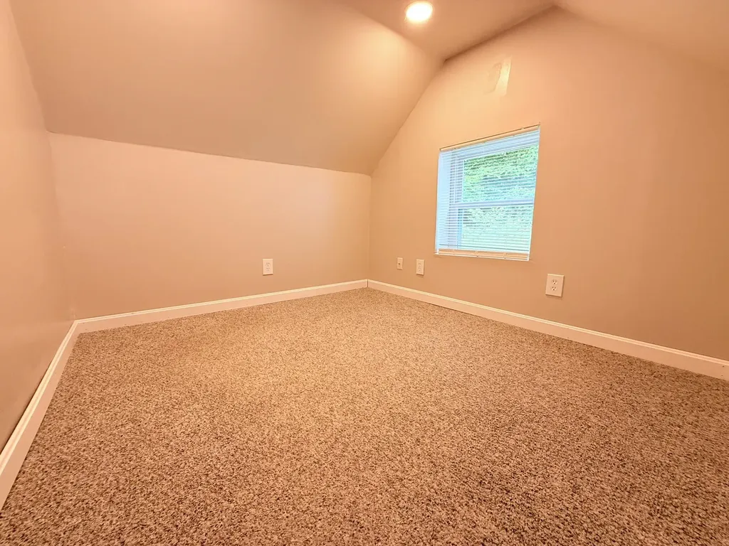 571 Lovers Lane Road Charlestown NH 03603