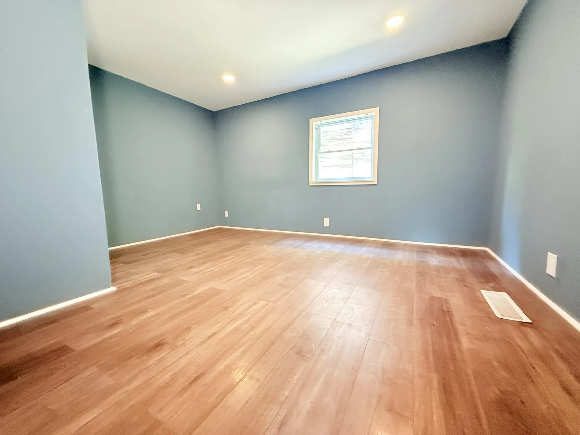 571 Lovers Lane Road Charlestown NH 03603