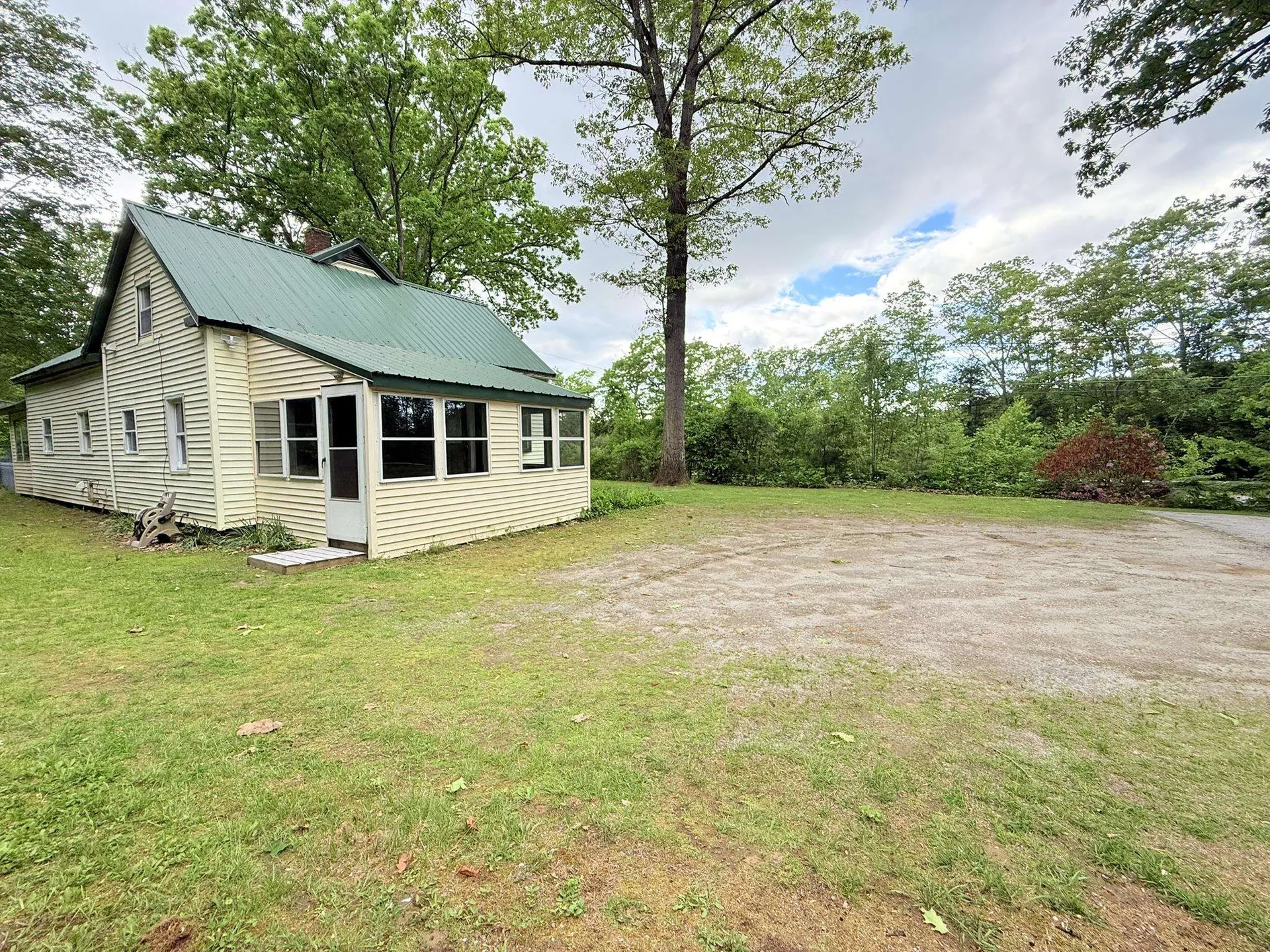 571 Lovers Lane Road Charlestown NH 03603