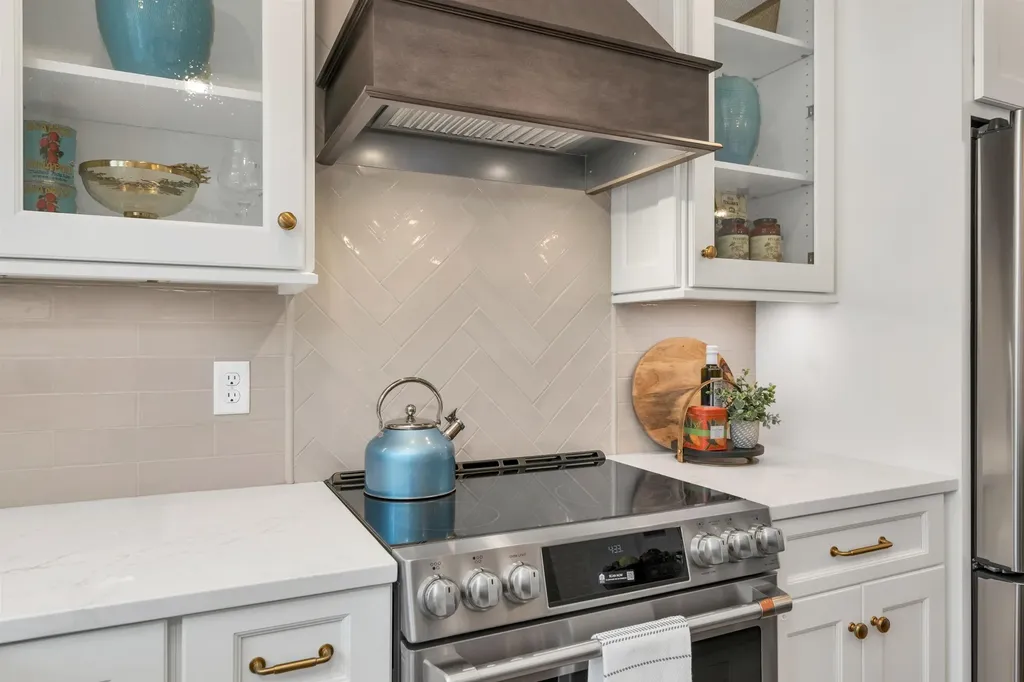 60 White Oaks Road Laconia NH 03246