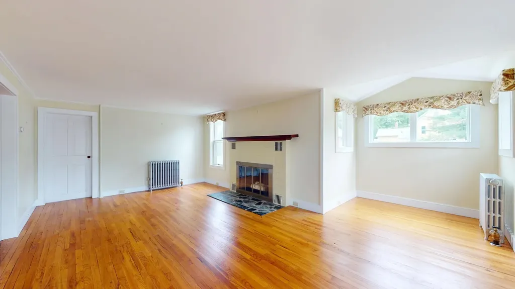 427 E Main Street Middlebury VT 05753