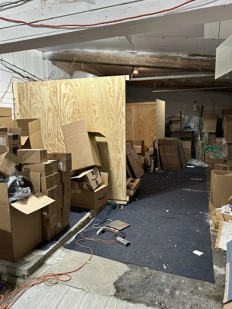 516 Mammoth Road Londonderry NH 03053