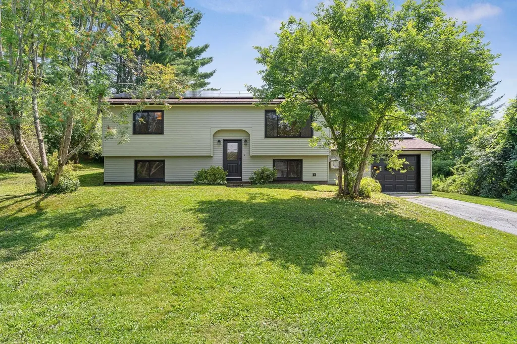 15 Spring Hollow Lane Barre Town VT 05641