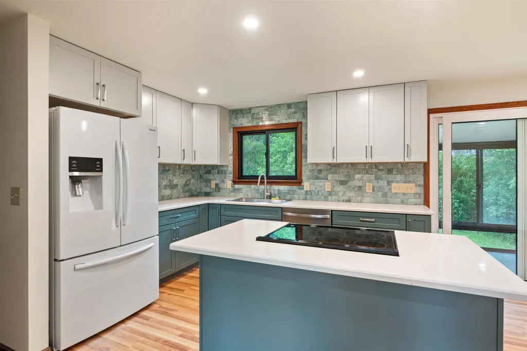 15 Spring Hollow Lane Barre Town VT 05641