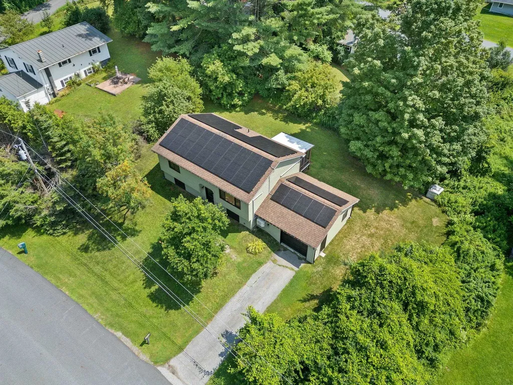 15 Spring Hollow Lane Barre Town VT 05641