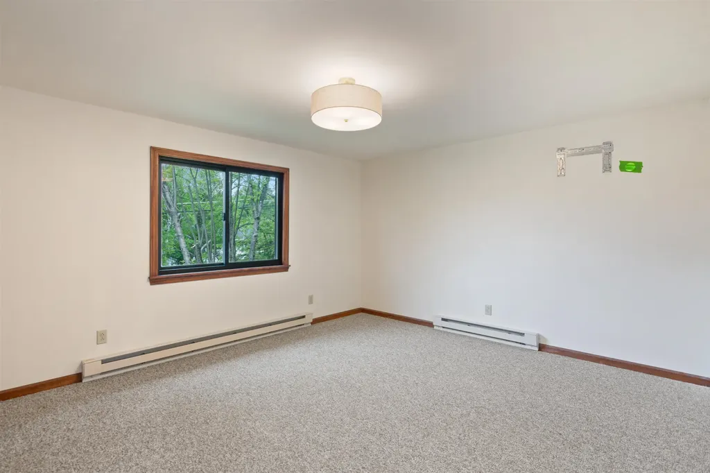 15 Spring Hollow Lane Barre Town VT 05641