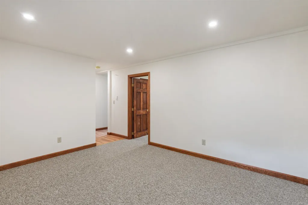 15 Spring Hollow Lane Barre Town VT 05641