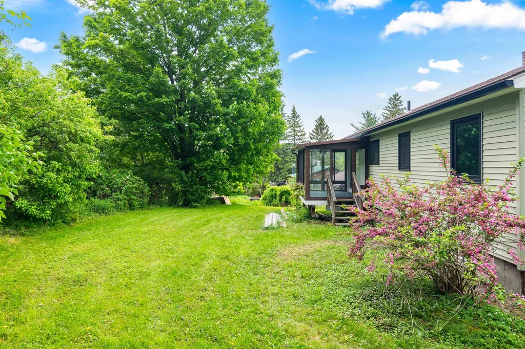 15 Spring Hollow Lane Barre Town VT 05641