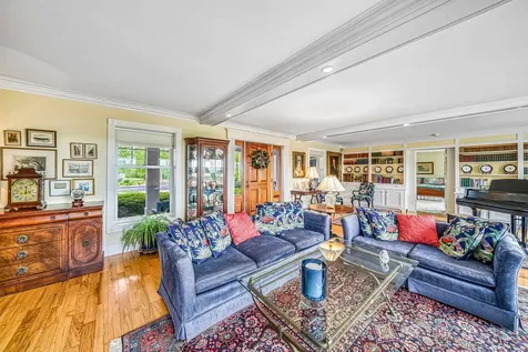 367 North Road Sunapee NH 03782