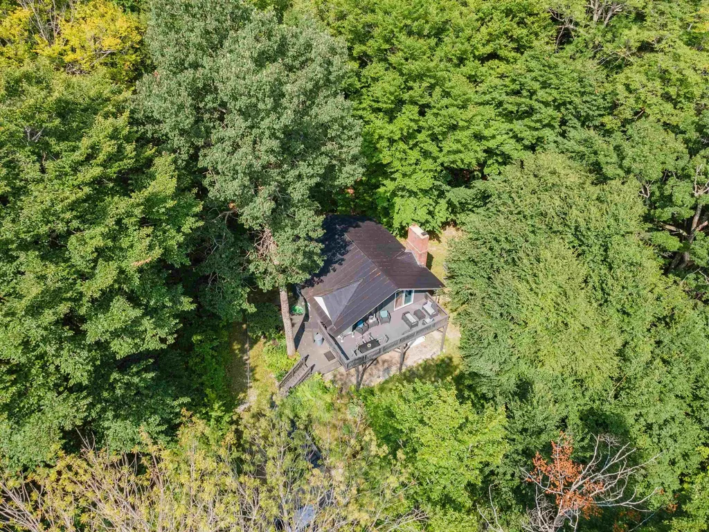 25 Hilltop Drive Newbury NH 03255