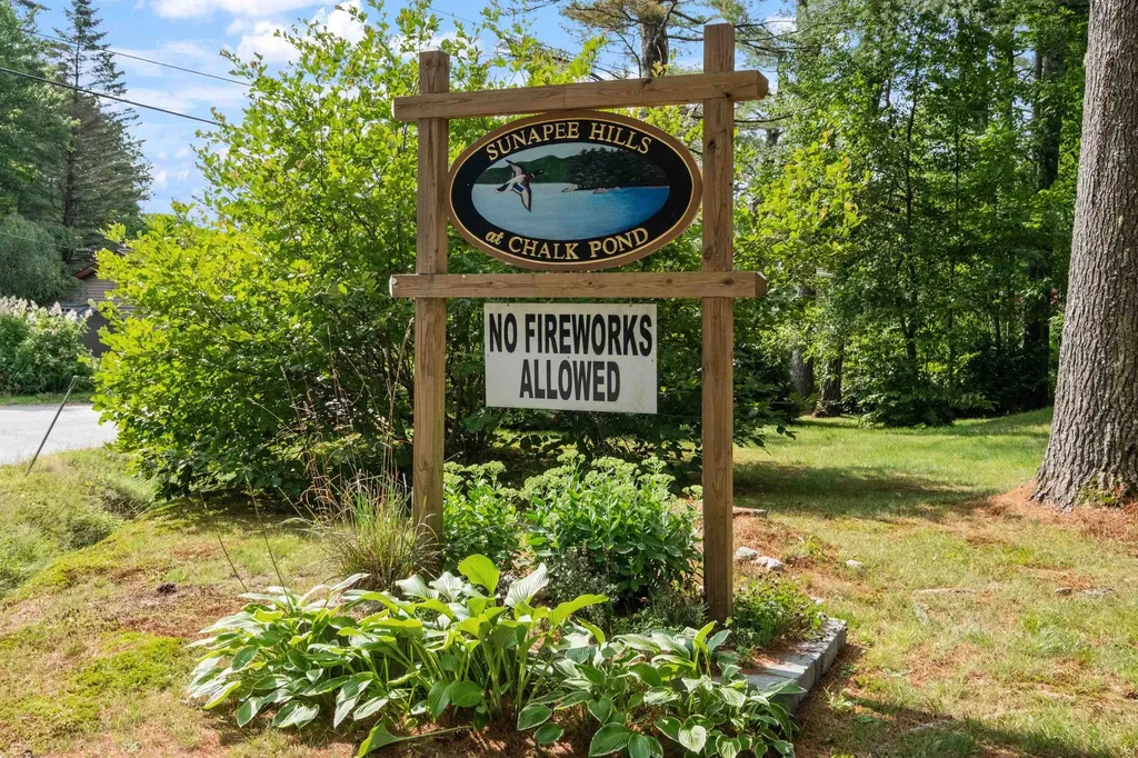 25 Hilltop Drive Newbury NH 03255