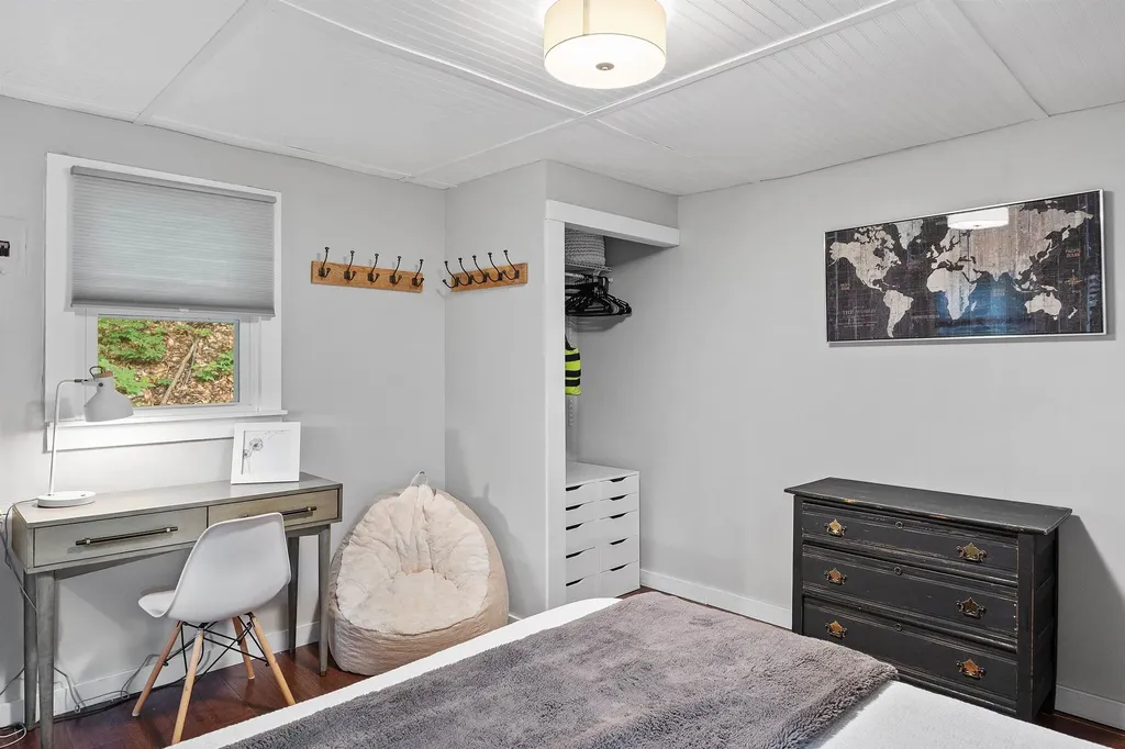 25 Hilltop Drive Newbury NH 03255