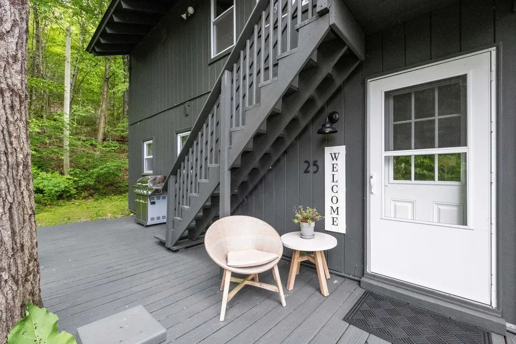 25 Hilltop Drive Newbury NH 03255