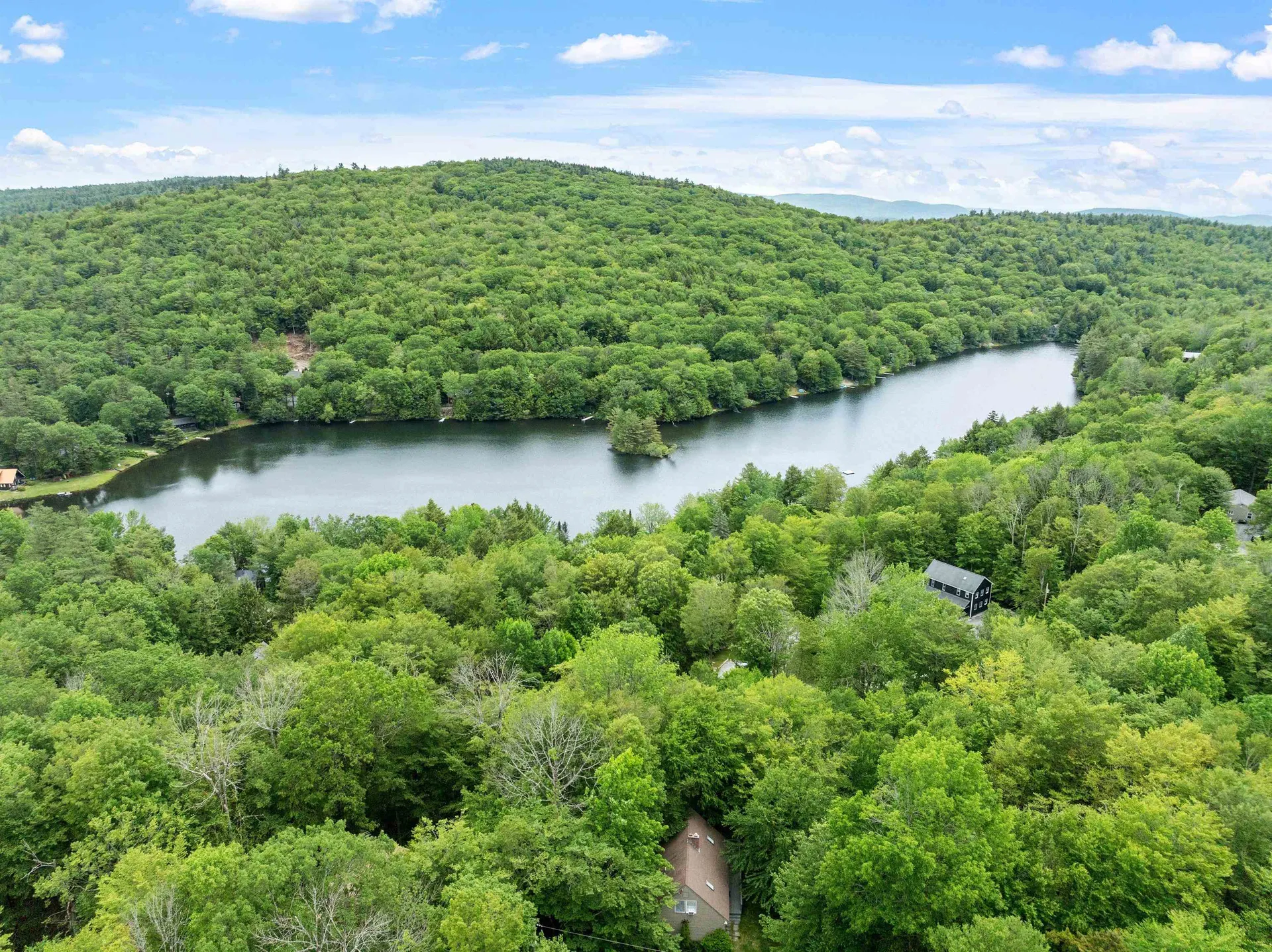 25 Hilltop Drive Newbury NH 03255