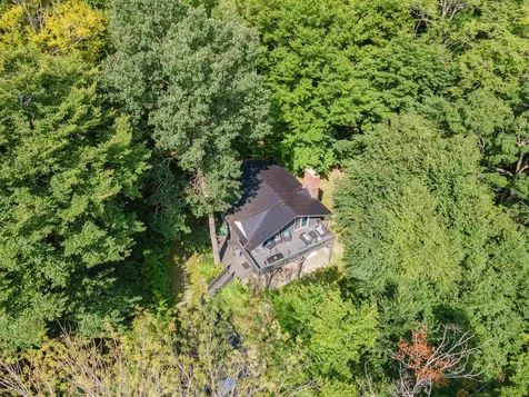 25 Hilltop Drive Newbury NH 03255