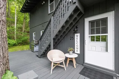 25 Hilltop Drive Newbury NH 03255