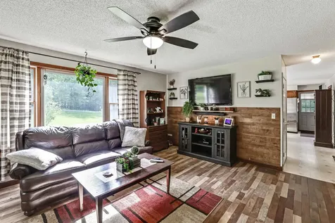 2016 Hinman Settler Road Derby VT 05855