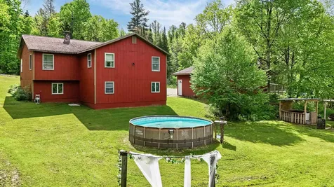 2016 Hinman Settler Road Derby VT 05855