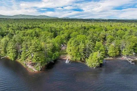 22 Shore Drive Middleton NH 03887