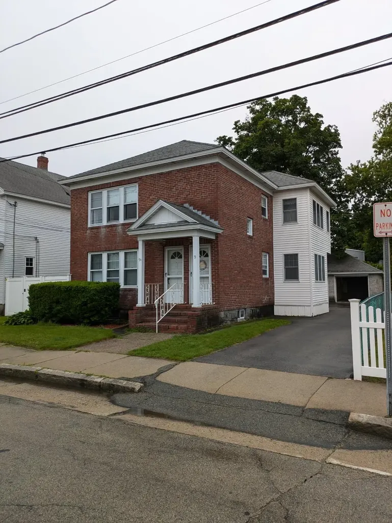 9 Spruce Street Nashua NH 03060