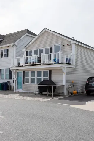 8 Haverhill Avenue Hampton NH 03842