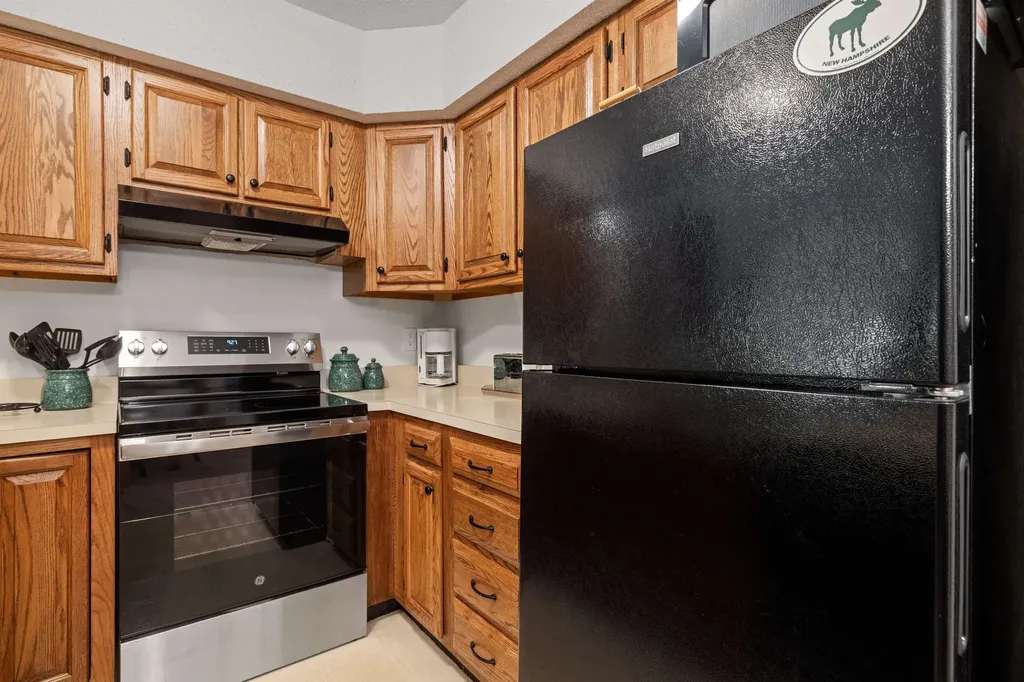 34 Penstock Road Lincoln NH 03251