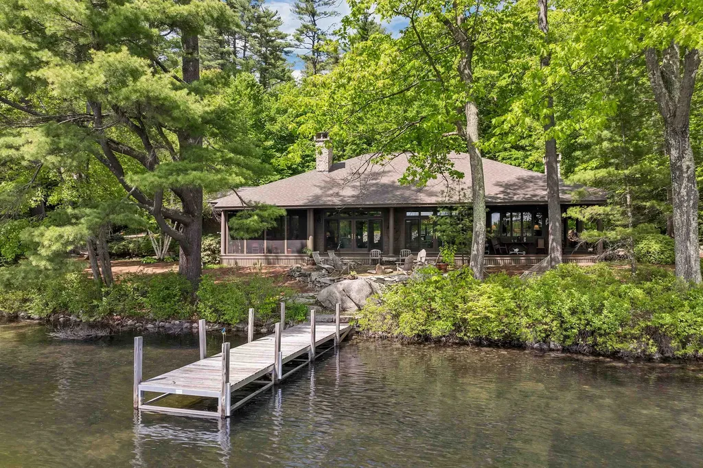 29 Camp School Road Wolfeboro NH 03894