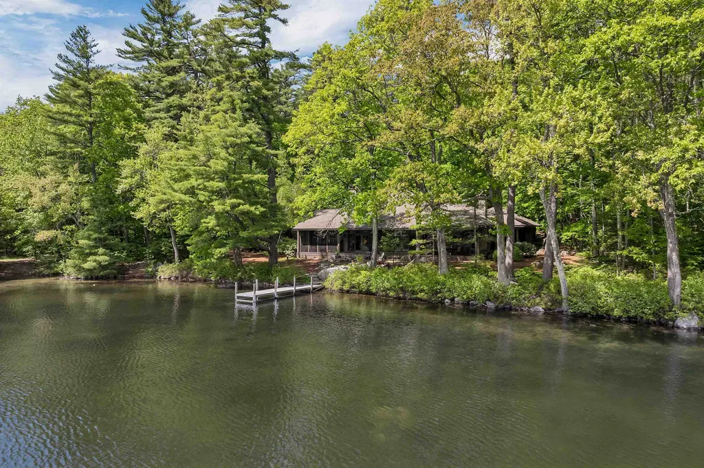 29 Camp School Road Wolfeboro NH 03894