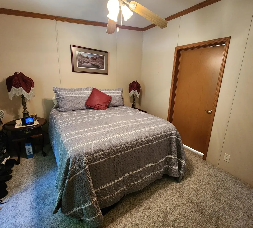 29 Fox Run Lane Rumney NH 03266