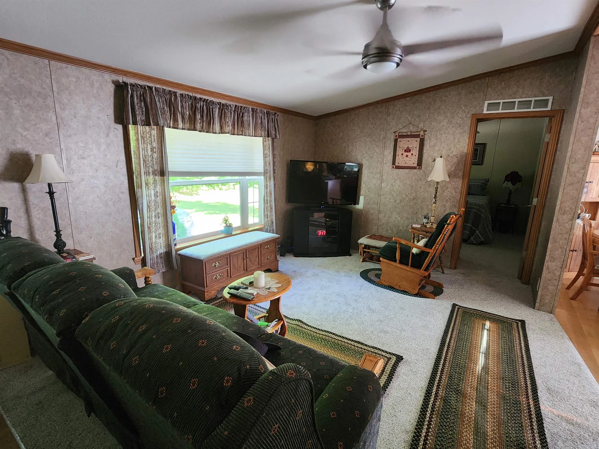 29 Fox Run Lane Rumney NH 03266