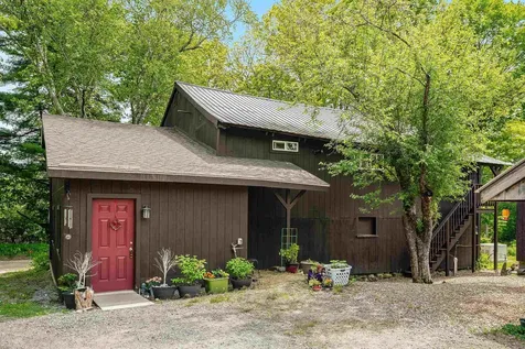 253 & 290e French Road Henniker NH 03242