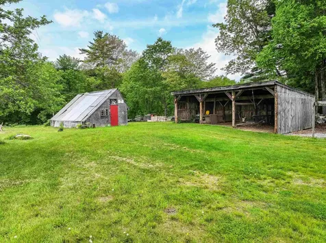 253 & 290e French Road Henniker NH 03242