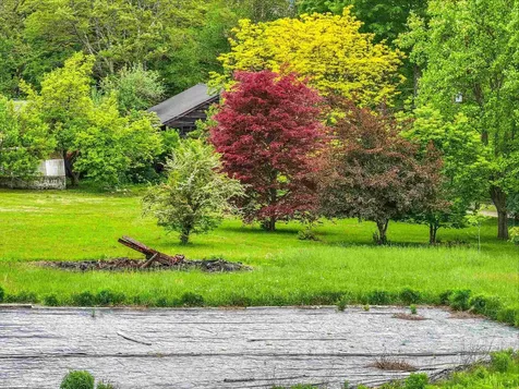253 & 290e French Road Henniker NH 03242